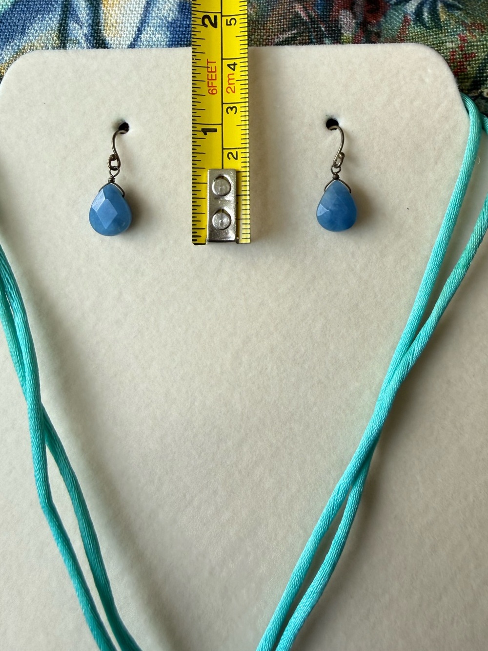 Unique Jewelry Set - Picture 2 of 7